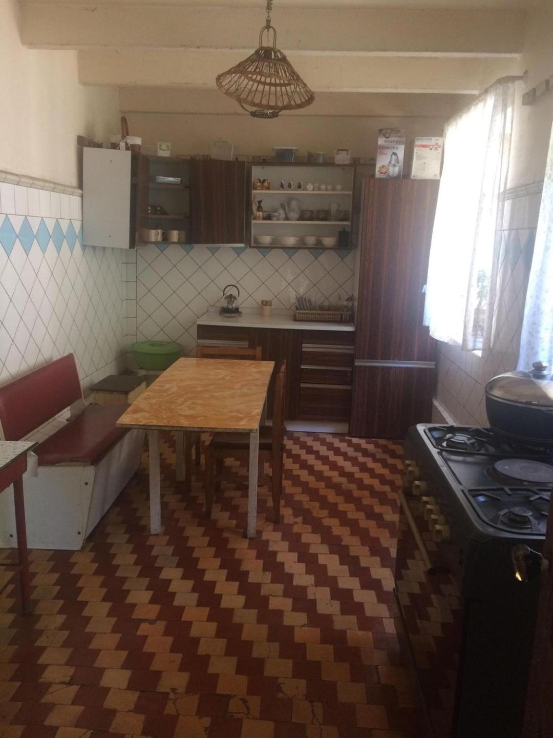 Ezo Hotel Jvari Buitenkant foto